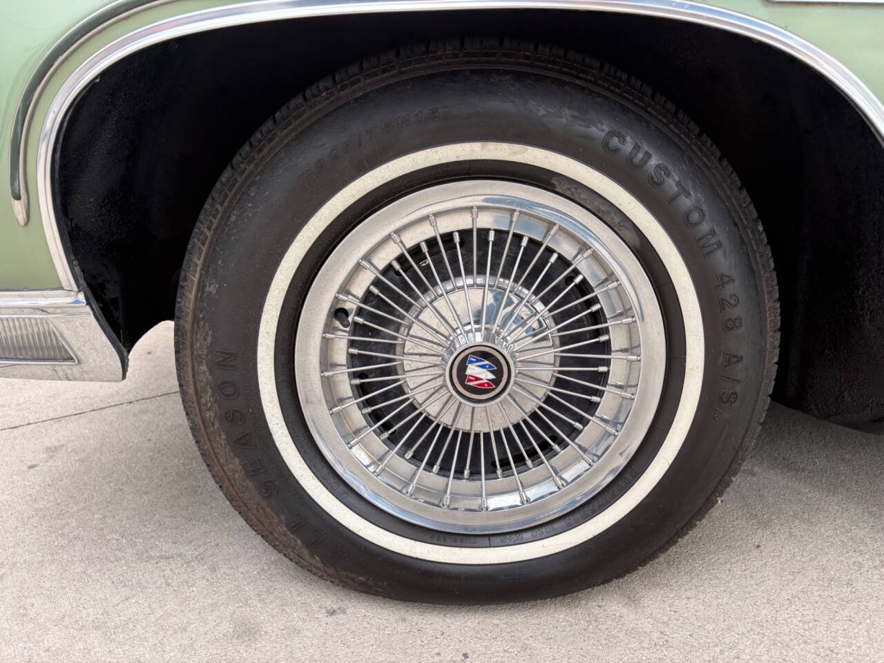 1970 Buick Electra 24