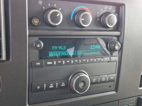 2024 Chevrolet Express LS 3500