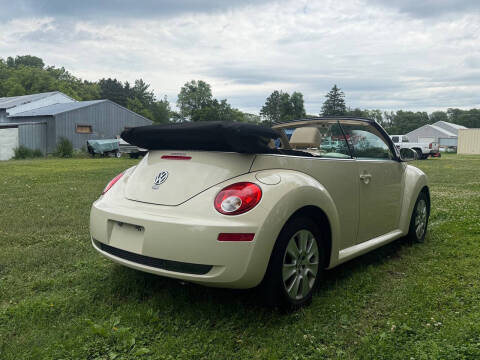 2010 Volkswagen New Beetle Convertible Final Edition PZEV