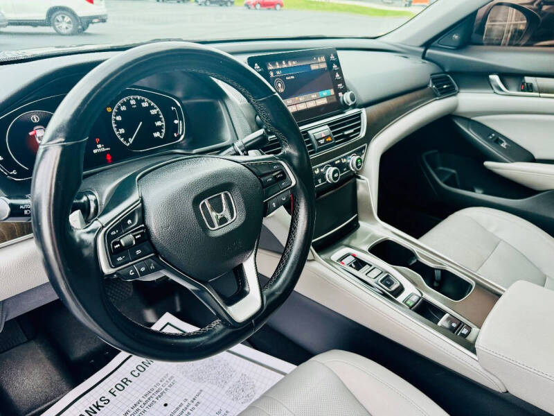 2018 Honda Accord EX-L photo 15