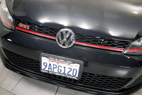 2017 Volkswagen Golf GTI SE