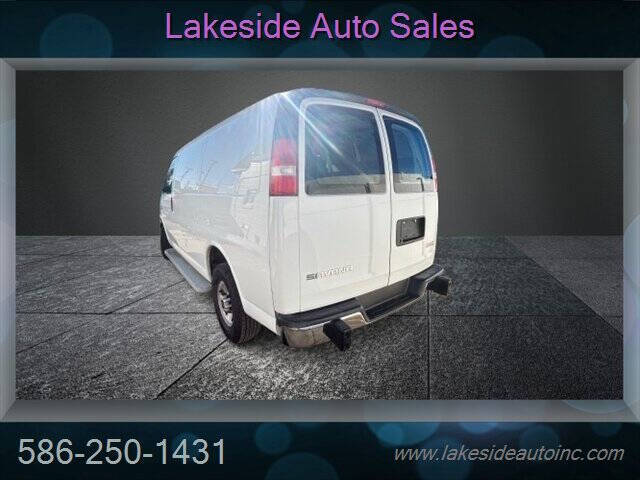 2017 GMC Savana 2500