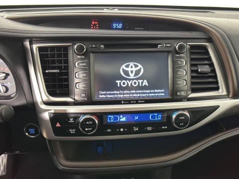 2017 Toyota Highlander Limited