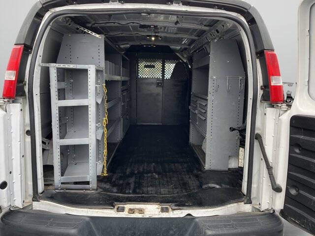 2017 Chevrolet Express 2500