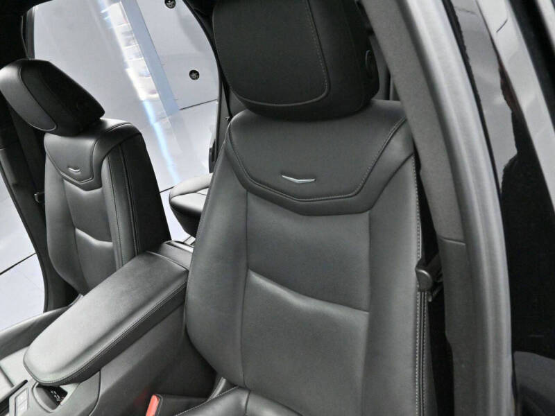 2022 Cadillac XT5 Sport