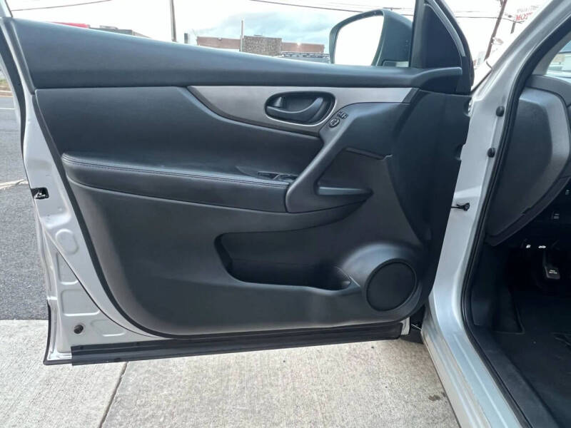 2017 Nissan Rogue Sport