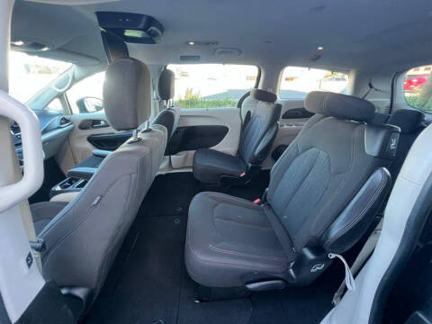 2017 Chrysler Pacifica