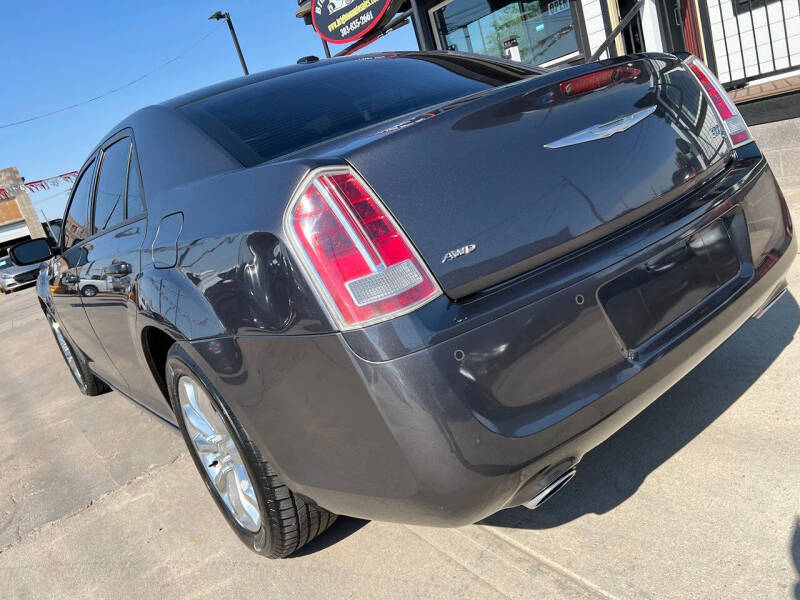 2014 Chrysler 300 C