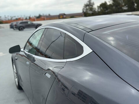 2016 Tesla Model S
