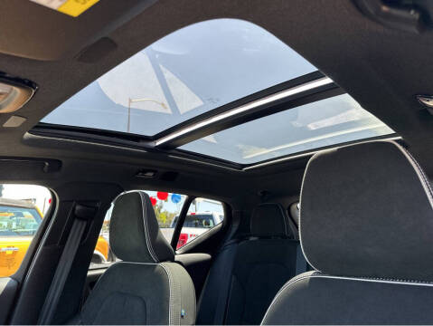 2023 Volvo XC40 Recharge Twin Plus