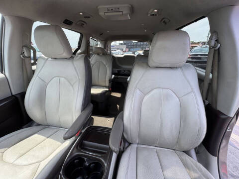 2018 Chrysler Pacifica Touring L