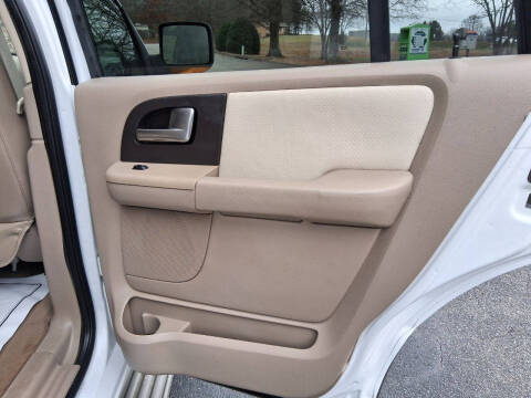 2004 Ford Expedition Eddie Bauer