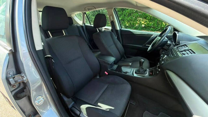 2012 Mazda MAZDA3 i Touring
