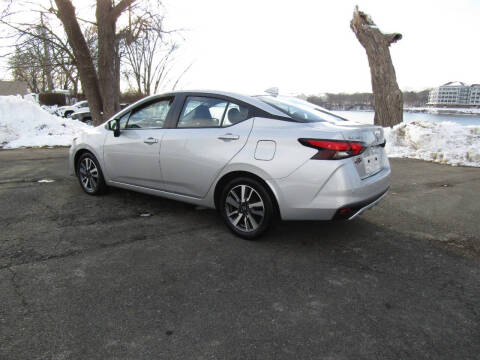 2023 Nissan Versa SV