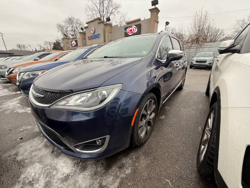 2017 Chrysler Pacifica for sale at Car Depot in Detroit MI