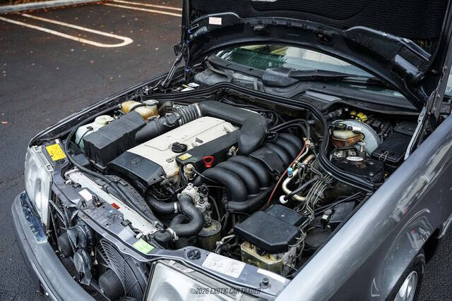 1995 Mercedes-Benz E-Class E 320