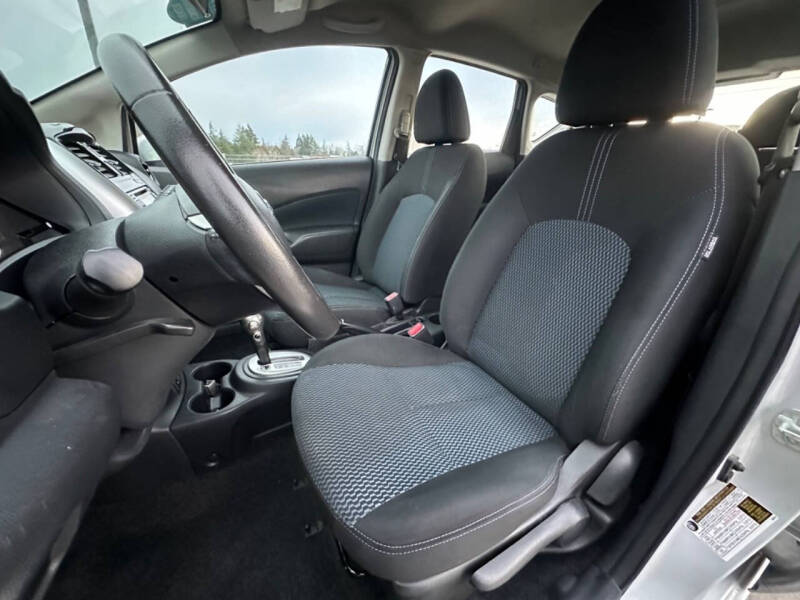 2017 Nissan Versa Note SV