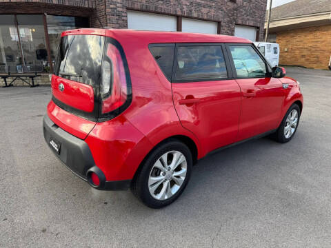 2015 Kia Soul +