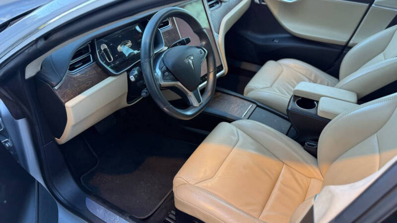 2017 Tesla Model S 75