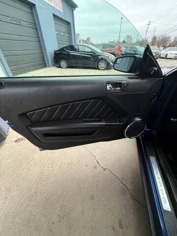 2011 Ford Mustang V6 Premium