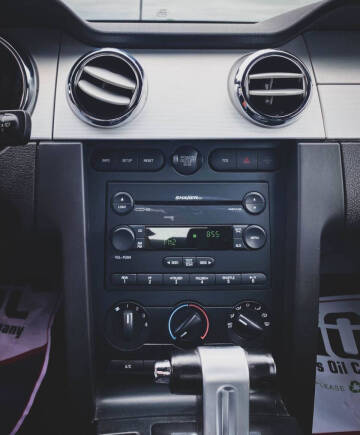 2007 Ford Mustang GT Deluxe
