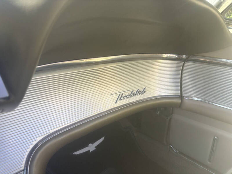 1963 Ford Thunderbird