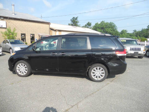 2012 Toyota Sienna XLE 7-Passenger