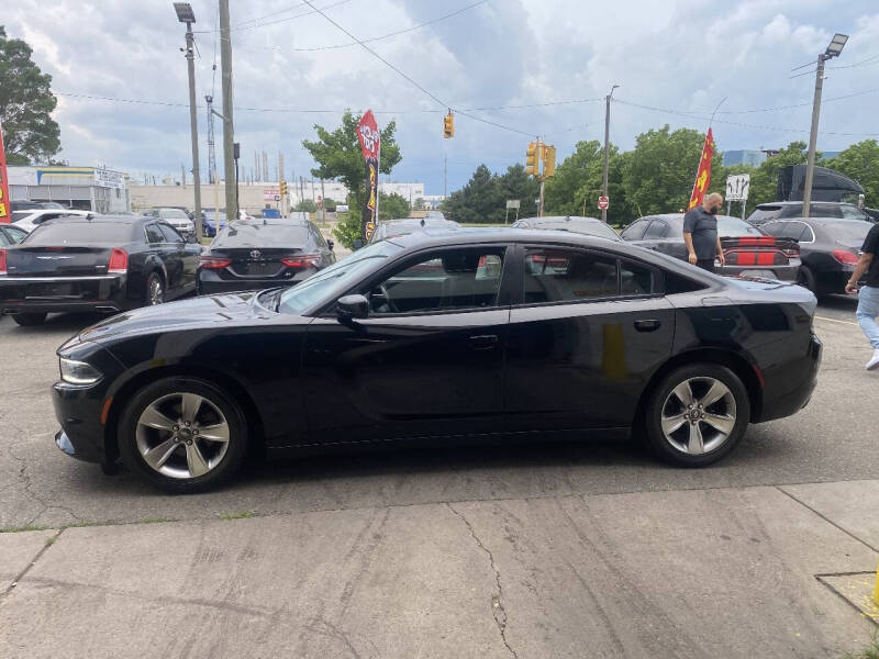 2017 Dodge Charger SXT
