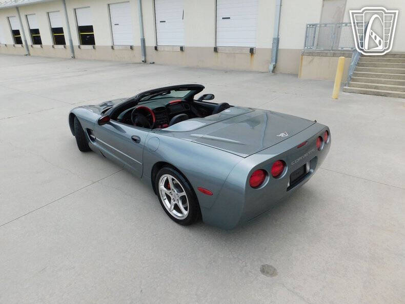 2004 Chevrolet Corvette