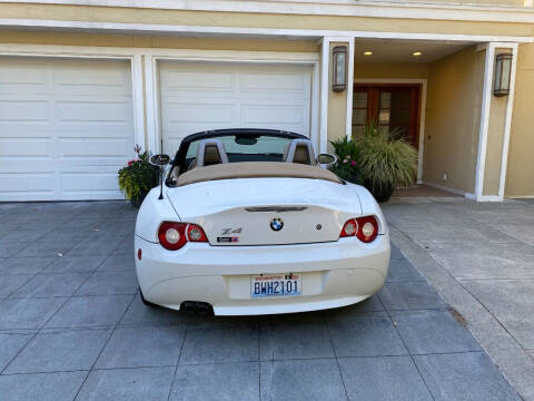 2005 BMW Z4 2.5i