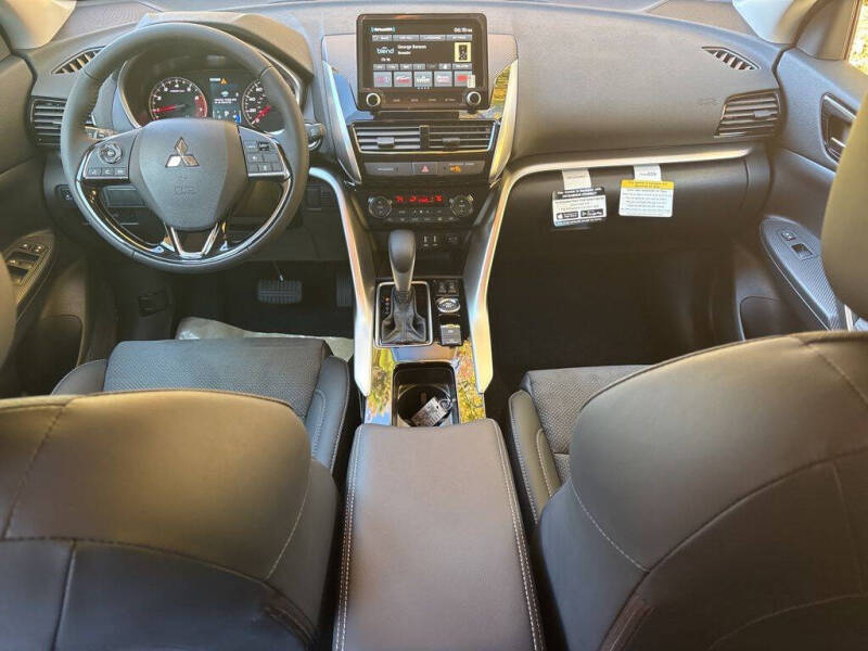 2026 Mitsubishi Eclipse Cross SE