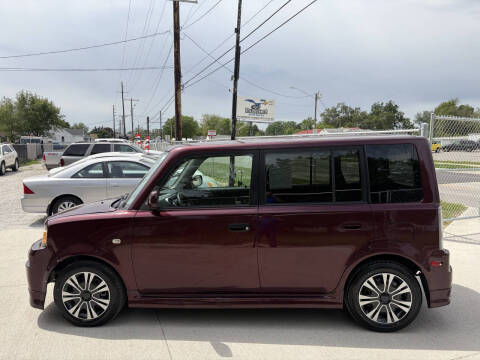 2005 Scion xB