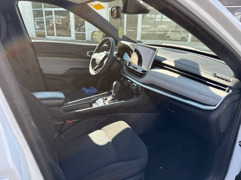 2024 Jeep Compass Sport