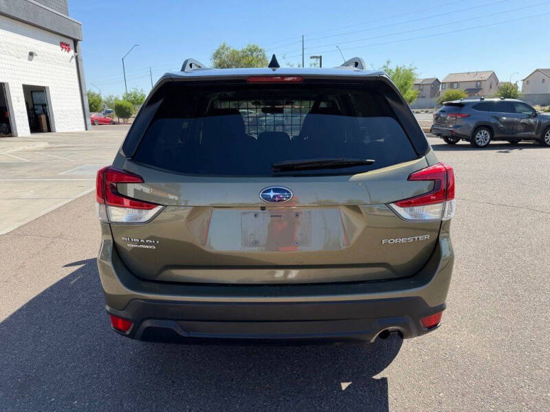 2024 Subaru Forester Premium