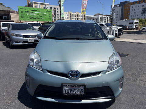 2014 Toyota Prius Three