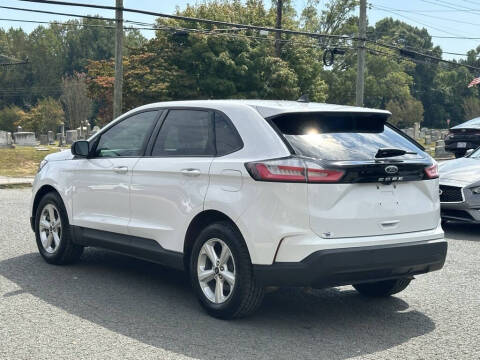 2021 Ford Edge SE