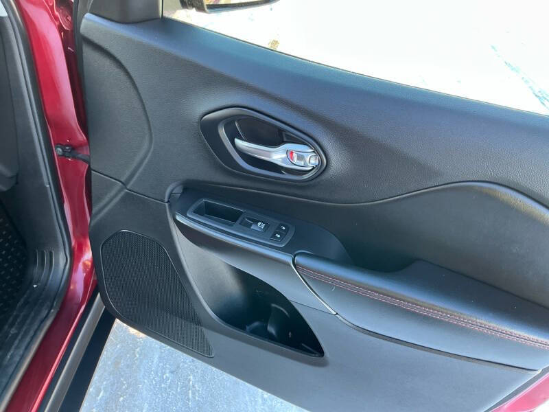 2020 Jeep Cherokee Trailhawk