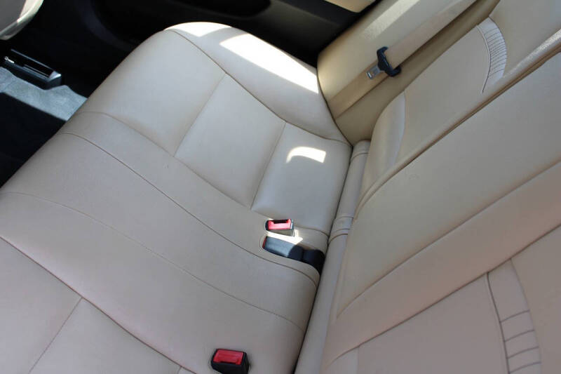 2016 BMW 5 Series 528i