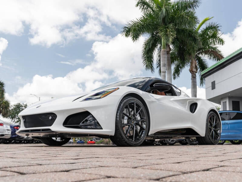 2025 Lotus Emira V6 Base