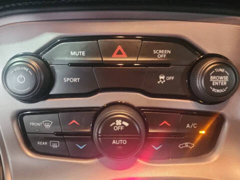 2023 Dodge Challenger SXT