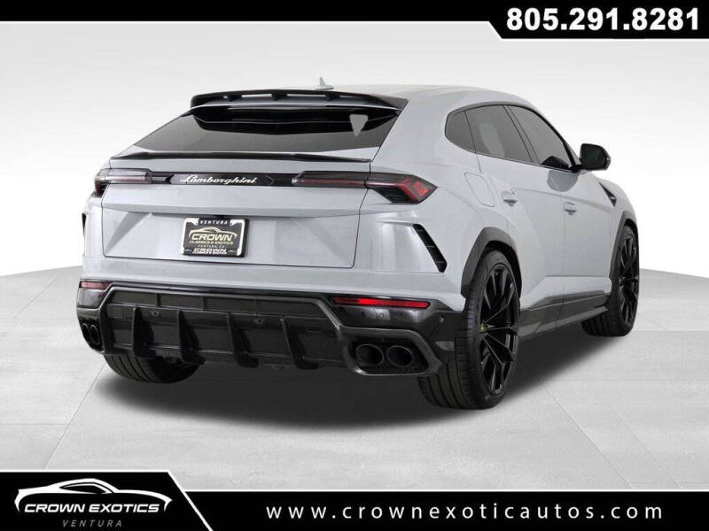 2022 Lamborghini Urus