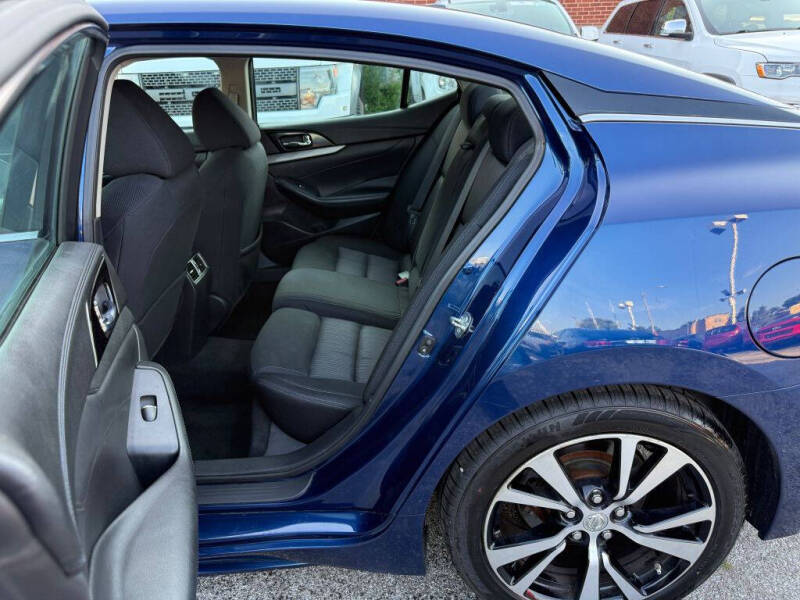 2017 Nissan Maxima