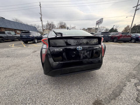 2016 Toyota Prius Two