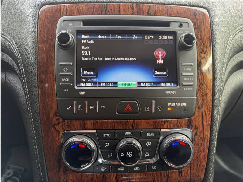 2014 Chevrolet Traverse LTZ