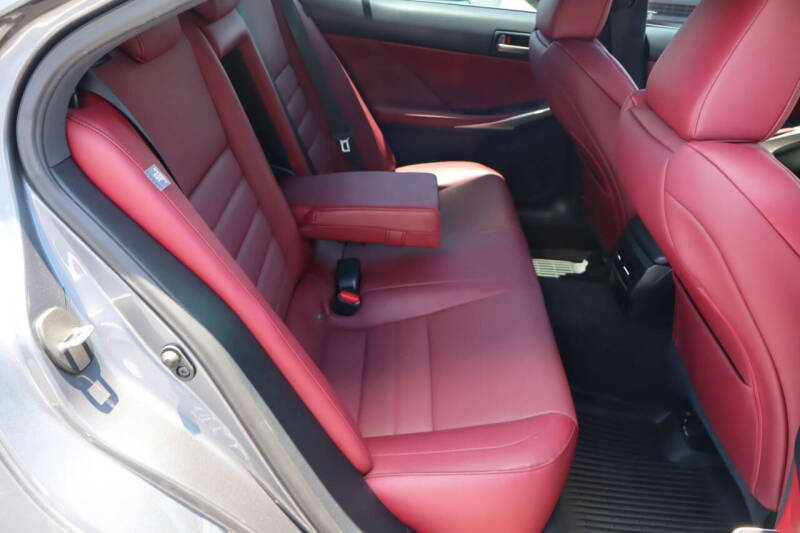 2019 Lexus IS 300