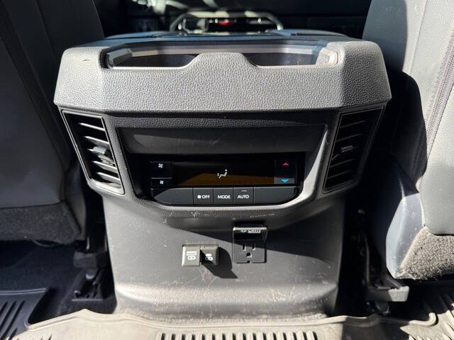 2025 Toyota Sequoia SR5