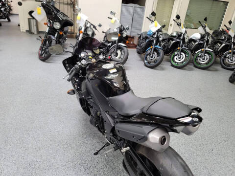 2012 Yamaha YZF-R1