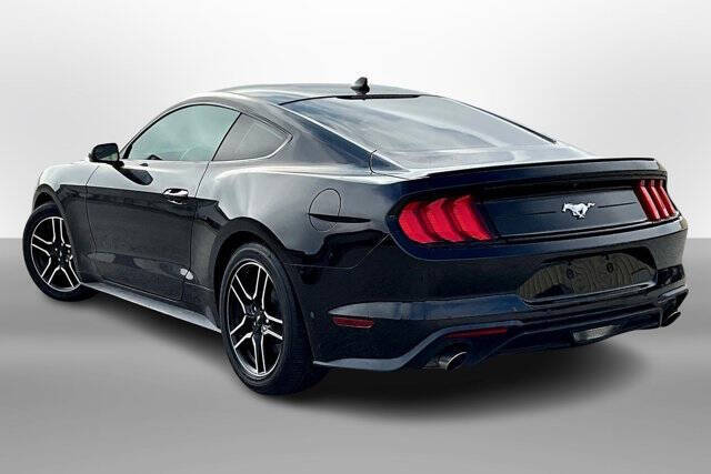2020 Ford Mustang EcoBoost