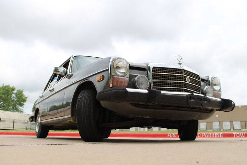 1976 Mercedes-Benz 300-Class