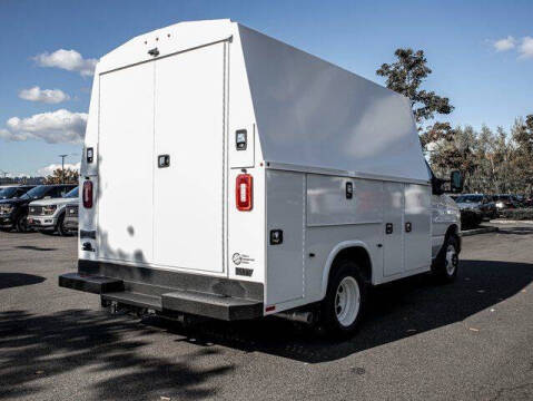 2024 Ford E-Series